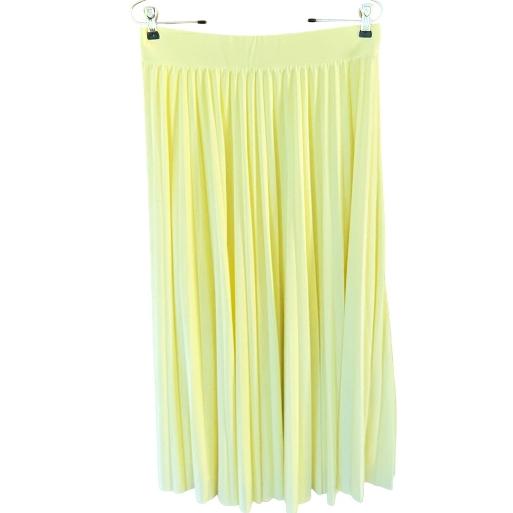 HM Yellow Pleated Midi Skirt Womens Size Medium Pastel Accordion Knit A-Line‎